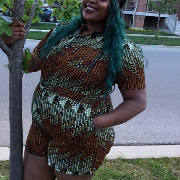 Women’s Plus Size Romper - Picture 8 of 8